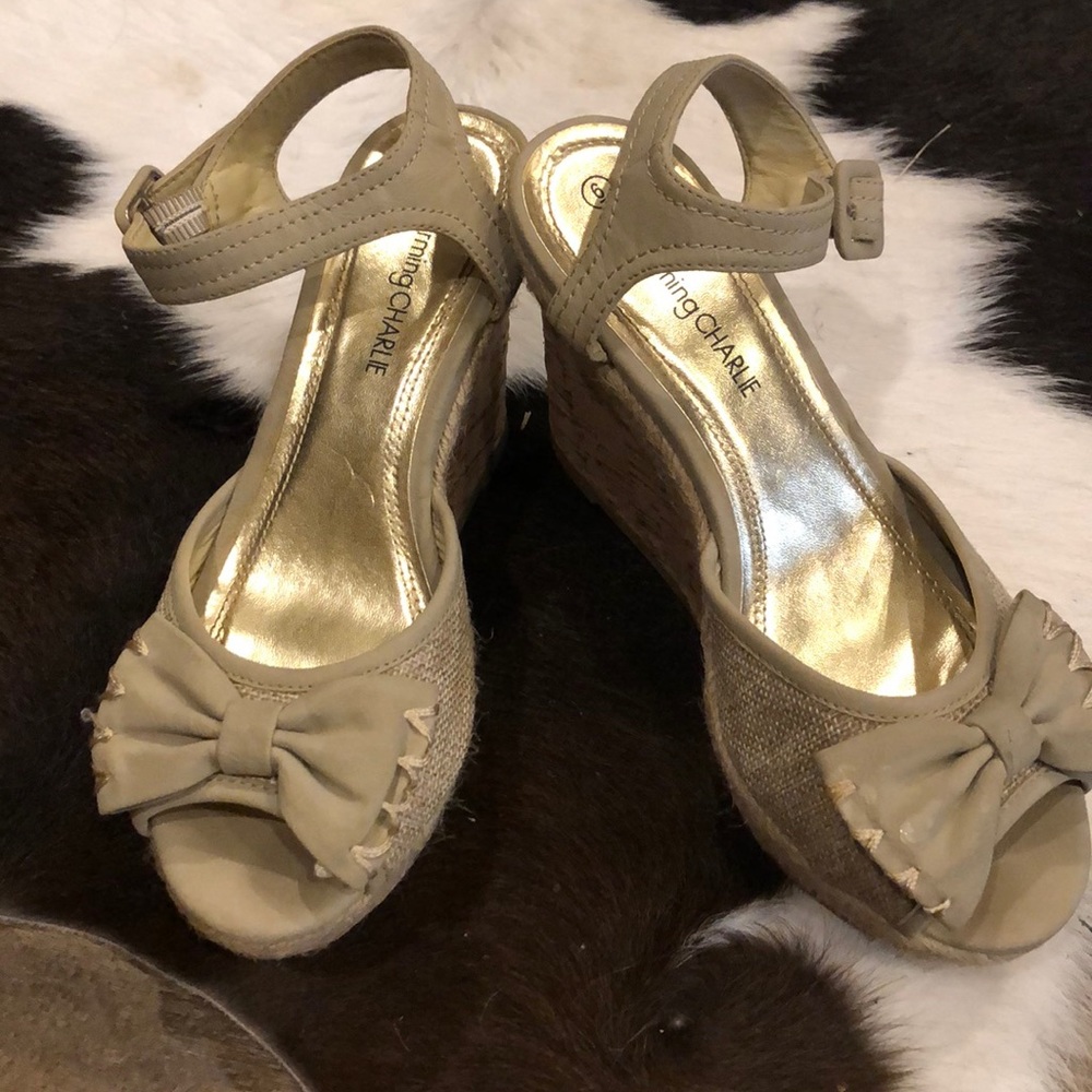 Tan wedges